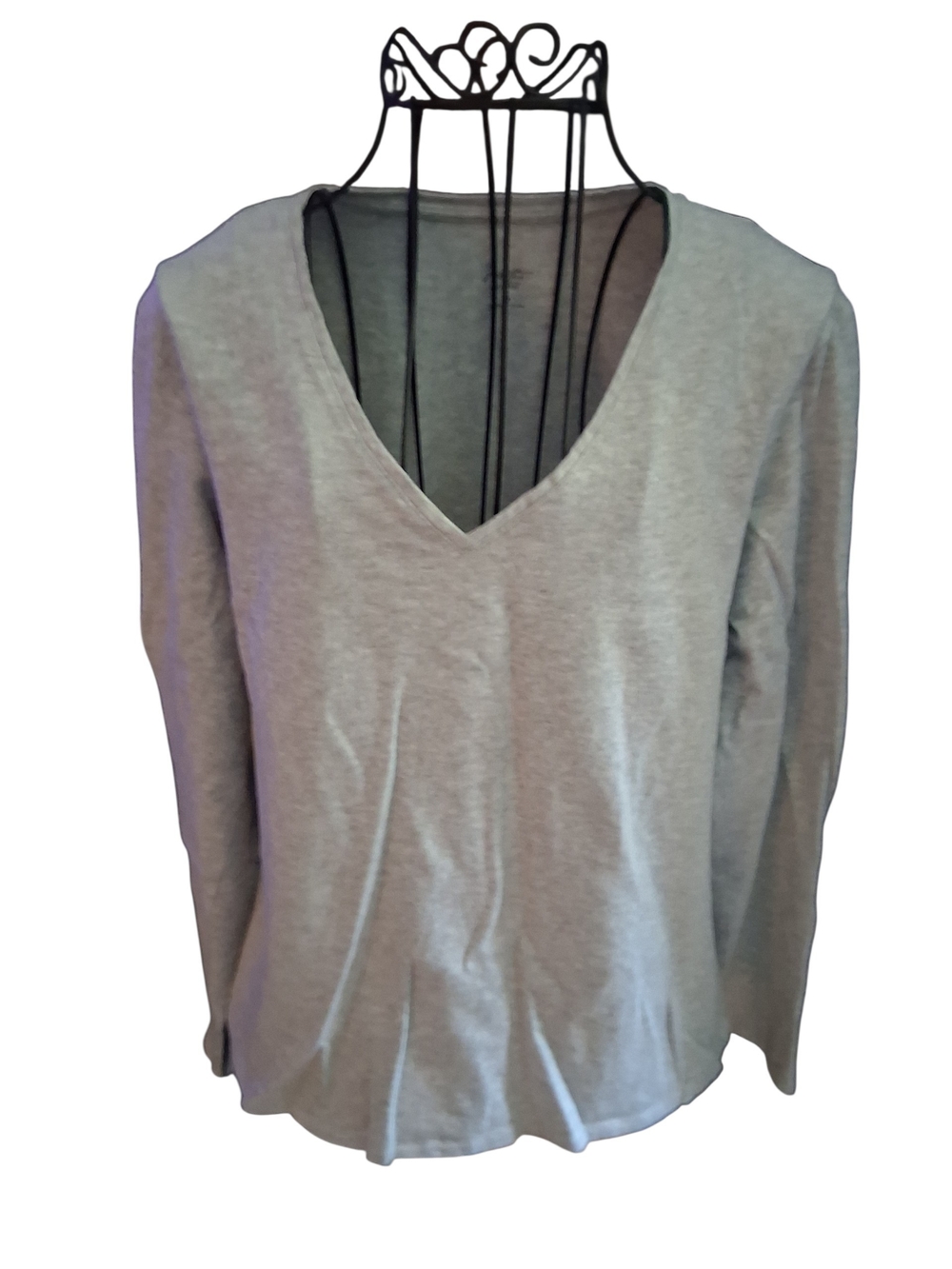 Motto Women's V-Neck Long Sleeve Top - Gray